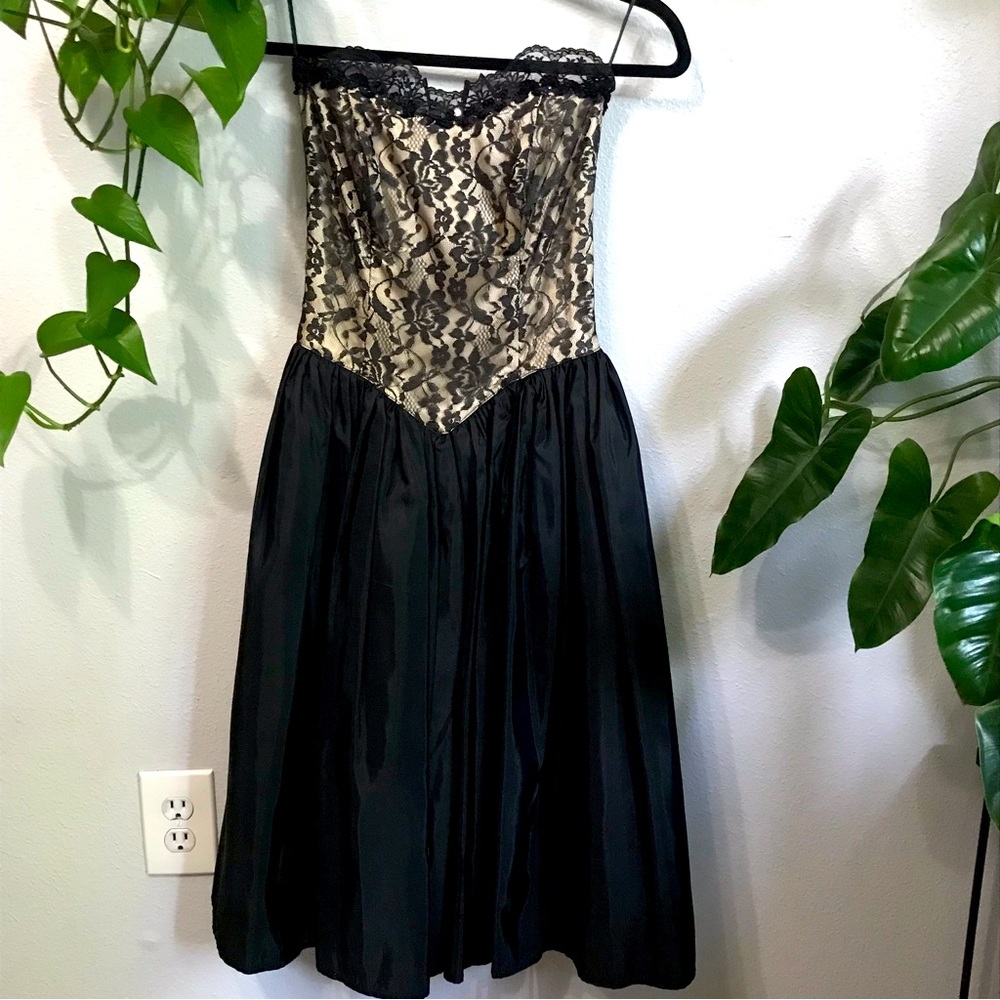Vintage Gunne Sax Jessica McClintok Lace Dress